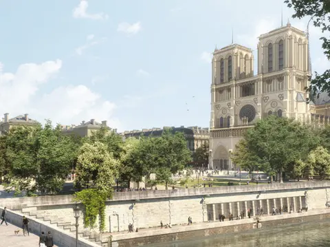 Vue perspective du projet réaménagé — parvis paysager, pavillons d'accueil et Cathédrale Notre-Dame en fond. Source : Bureau Bas Smets / GRAU.